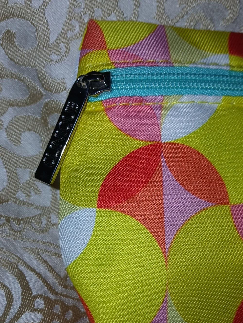 (4) Toiletry/Cosmtic Pouch Bundle